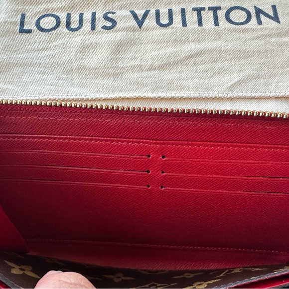 Louis Vuitton Brow and Red Monogram Limited Retro Sarah Wallet w/ Box - Picture 8 of 14
